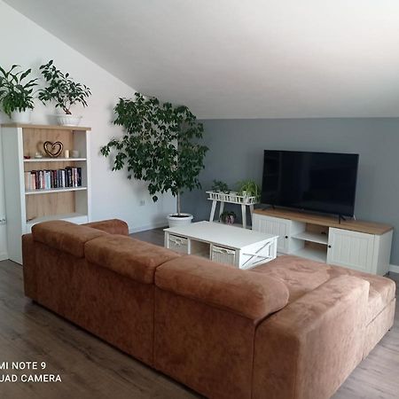 Appartamento Уютна Къща Sliven Esterno foto