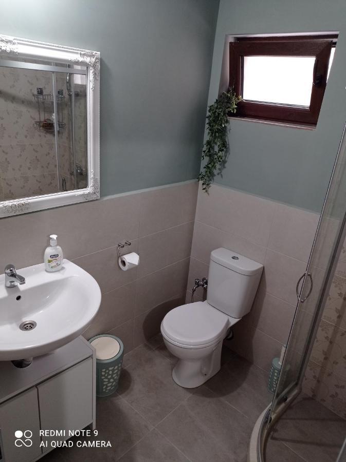 Appartamento Уютна Къща Sliven Esterno foto