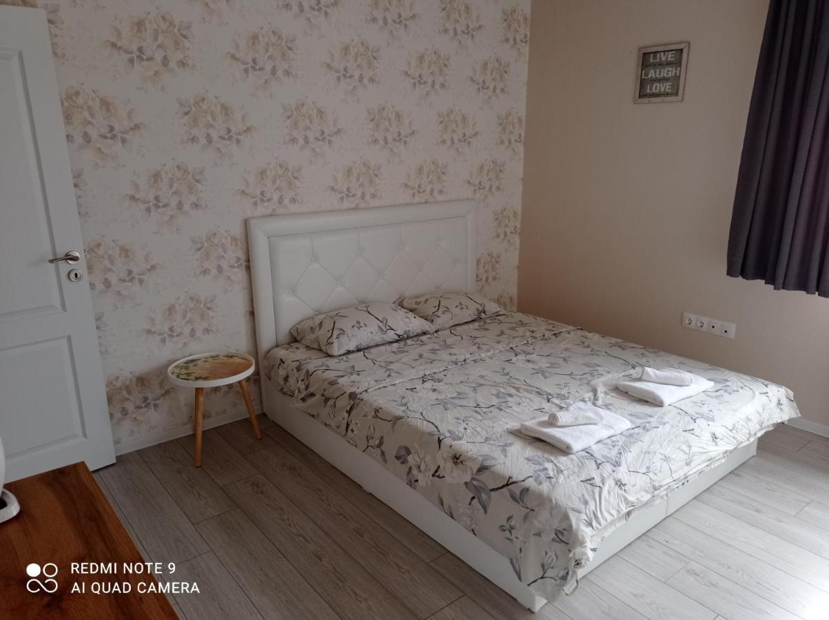 Appartamento Уютна Къща Sliven Esterno foto